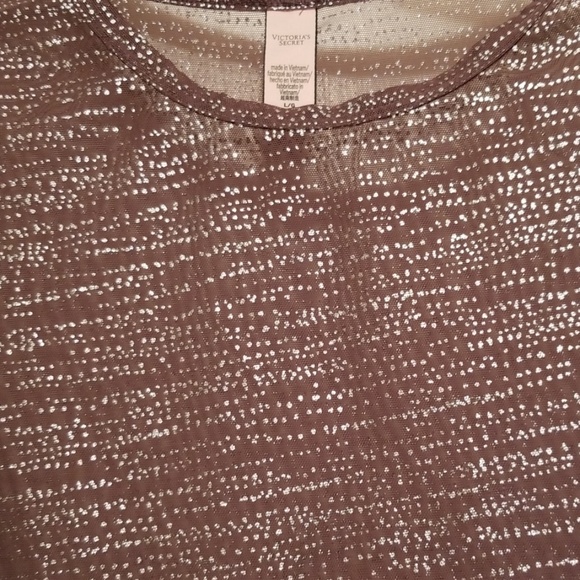 Shirt - Picture 2 of 3